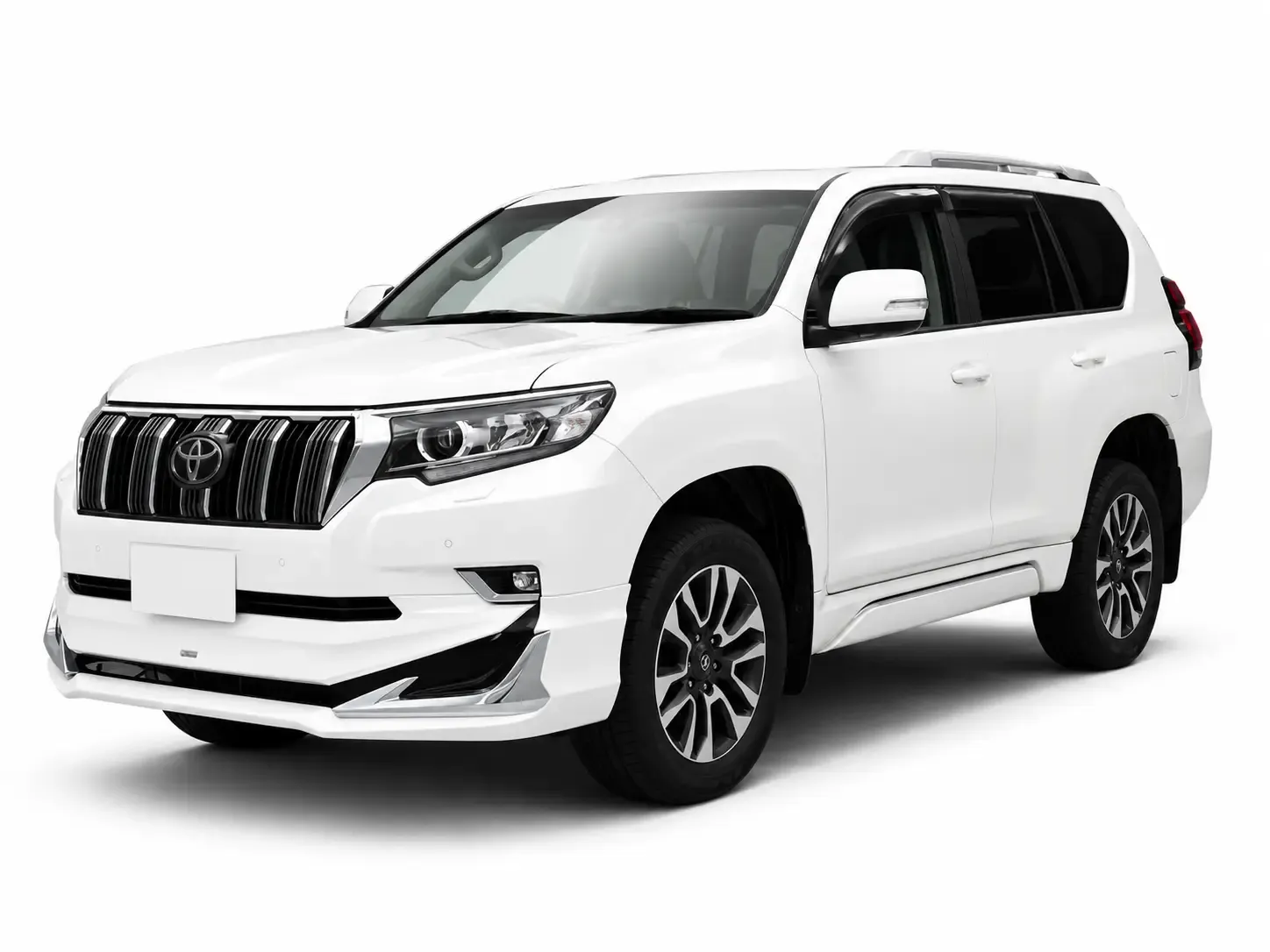 Toyota Land Cruiser V8 available for rent in Lahore